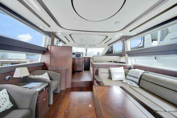 Meridian 441 Sedan Yacht For Sale