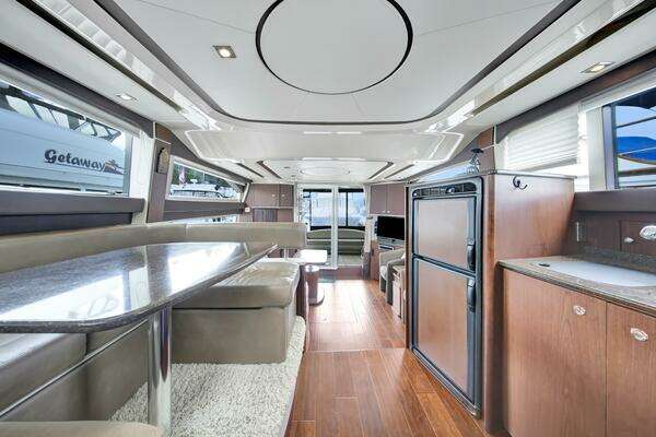 Meridian 441 Sedan Yacht For Sale