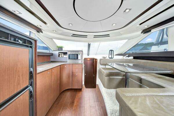 Meridian 441 Sedan Yacht For Sale