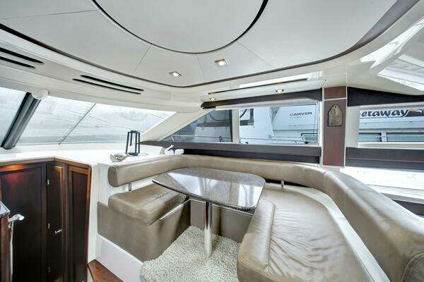 Meridian 441 Sedan Yacht For Sale