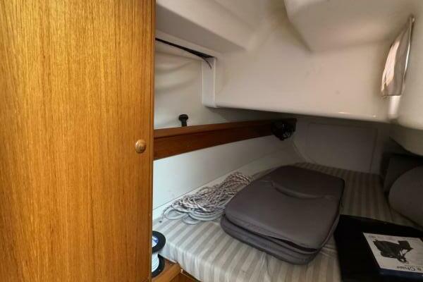 Folivora 34ft Jeanneau Yacht For Sale