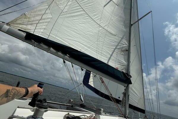 Folivora 34ft Jeanneau Yacht For Sale