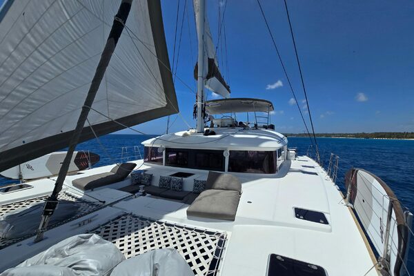 56ft Lagoon Yacht For Sale 56ft Lagoon Yacht For Sale