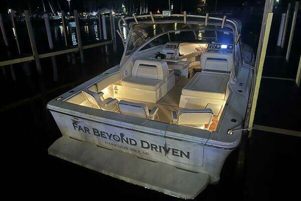 Photo of the 1993 Sea Ray 310 Amberjack