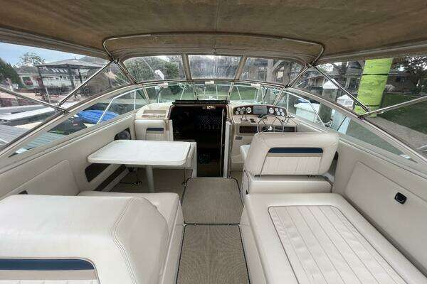 Photo of the 1993 Sea Ray 310 Amberjack