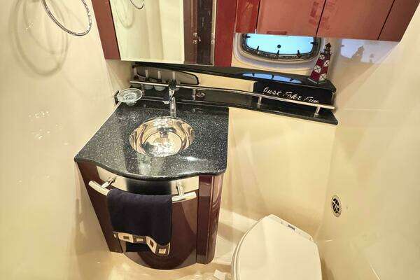 Sea Ray 48 Sundancer Yacht For Sale