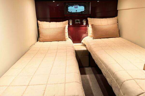 Sea Ray 48 Sundancer Yacht For Sale