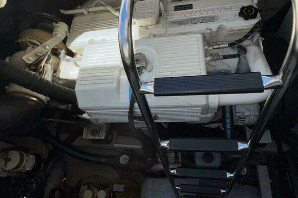 Sea Ray 48 Sundancer Yacht For Sale