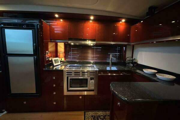 Sea Ray 48 Sundancer Yacht For Sale