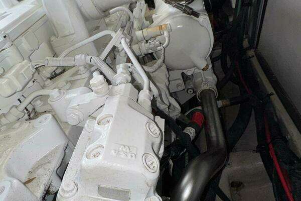 Sea Ray 48 Sundancer Yacht For Sale