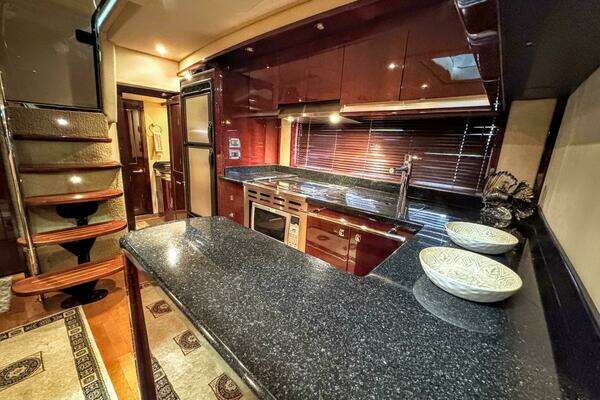 Sea Ray 48 Sundancer Yacht For Sale