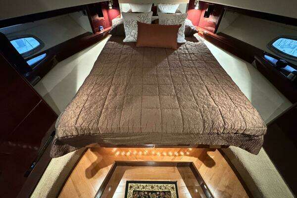 Sea Ray 48 Sundancer Yacht For Sale