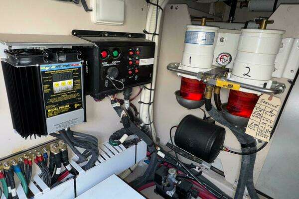 Sea Ray 48 Sundancer Yacht For Sale