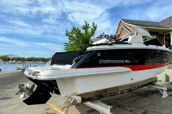 2019 Chaparral 25