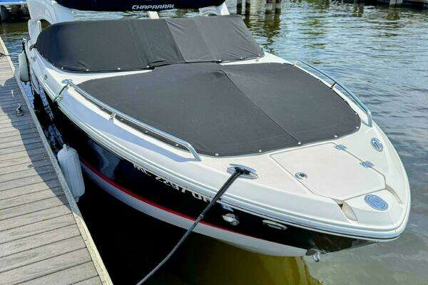 2019 Chaparral 25