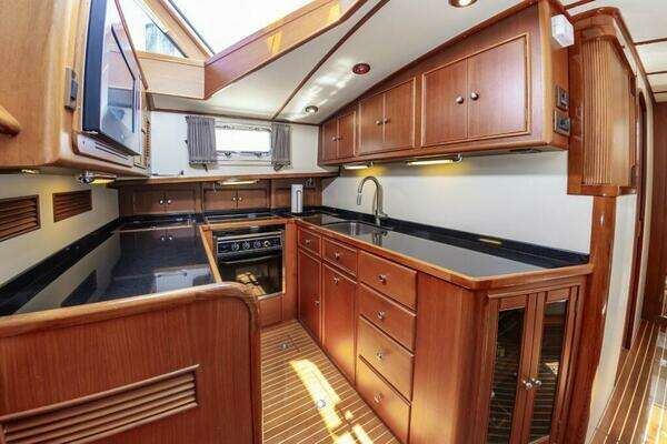 2005 Grand Banks 49