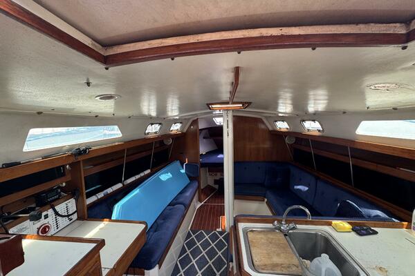 Rum Runner 34ft Catalina Yacht For Sale