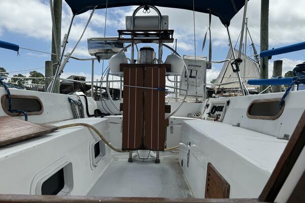 Rum Runner 34ft Catalina Yacht For Sale