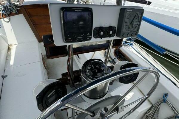 Rum Runner 34ft Catalina Yacht For Sale