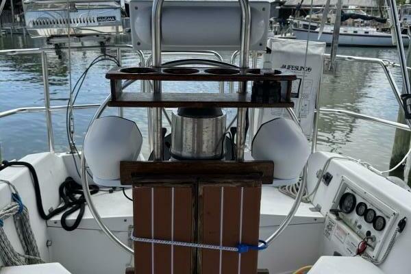 Rum Runner 34ft Catalina Yacht For Sale