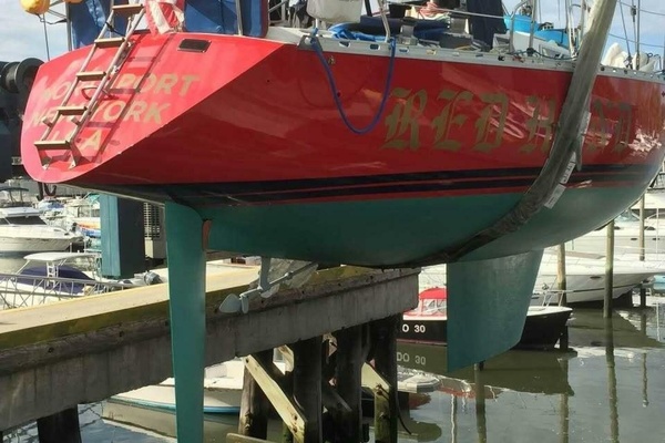 42ft Beneteau Yacht For Sale
