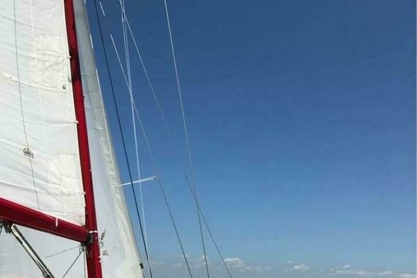 42ft Beneteau Yacht For Sale