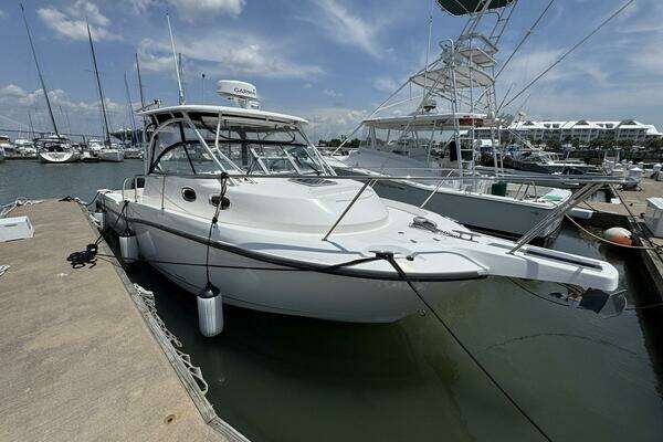 Photo of the 2011 Boston Whaler 305 Conquest "Bilboat Baggins"