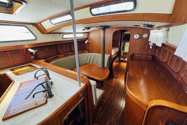 Nirvana 43ft Hans Christian Yacht For Sale