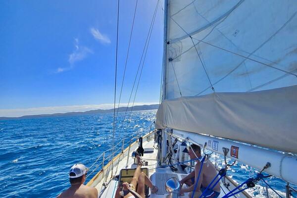 Nirvana 43ft Hans Christian Yacht For Sale