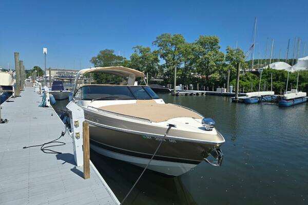 Photo of the 2015 Formula 330 Crossover Bowrider