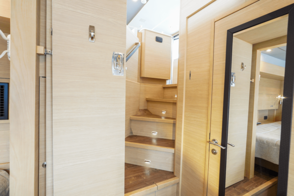 Aquila 54 Yacht Yacht For Sale