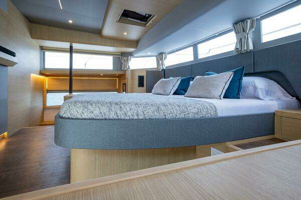 Aquila 54 Yacht Yacht For Sale