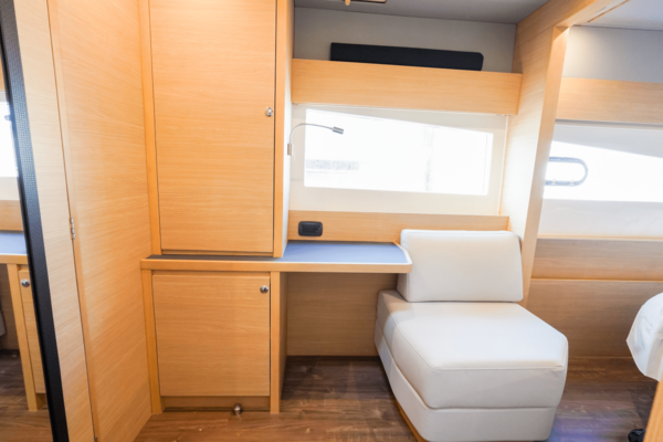 Aquila 54 Yacht Yacht For Sale