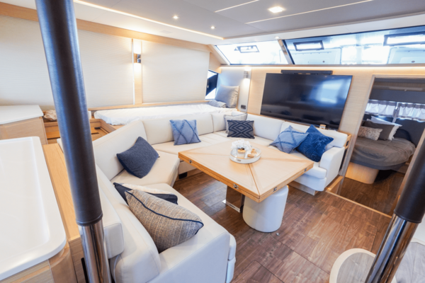Aquila 54 Yacht Yacht For Sale