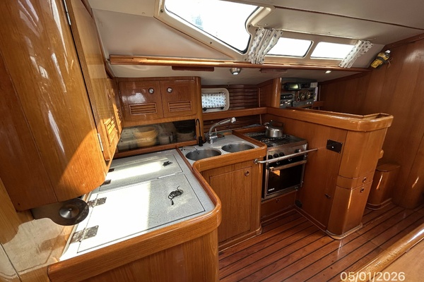 Snowmane 50ft Beneteau Yacht For Sale