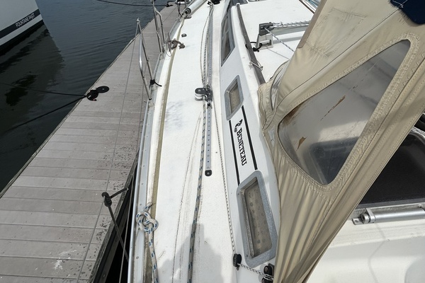 Snowmane 50ft Beneteau Yacht For Sale