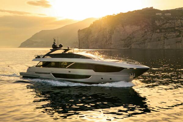 STILE DI VITA 99ft Riva Yacht For Sale