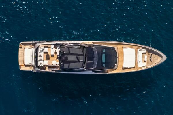 STILE DI VITA 99ft Riva Yacht For Sale