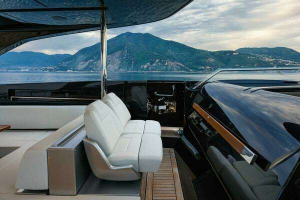Riva Riva Super Corsaro 102 Yacht For Sale