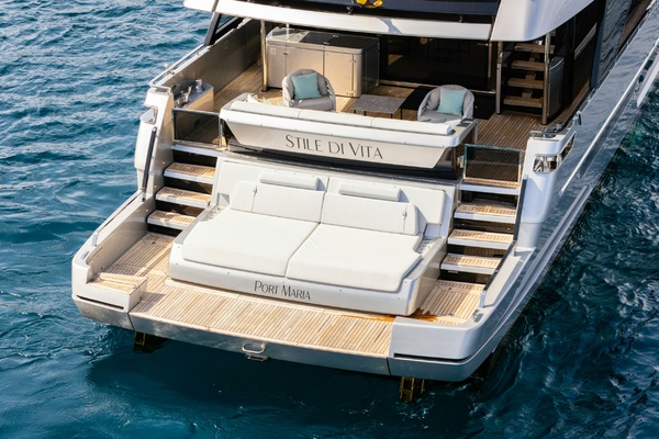 STILE DI VITA 99ft Riva Yacht For Sale