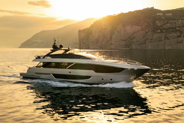 STILE DI VITA 99ft Riva Yacht For Sale