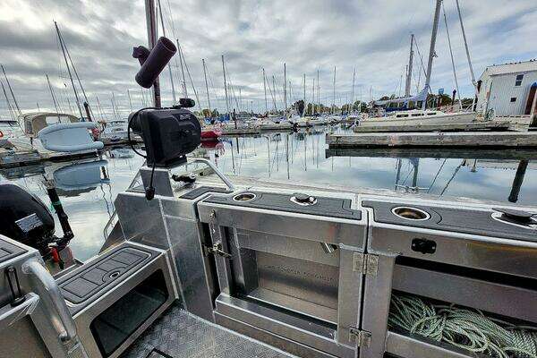 2024 Aluminum Cruiser 25