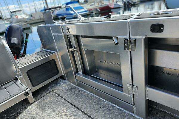 2024 Aluminum Cruiser 25