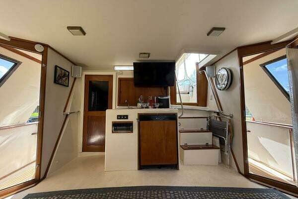 Photo of the 1989 Atlantic 47 Motor Yacht "LUV'N LIFE"