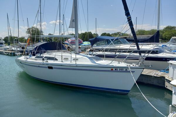 Liberty Too 33ft Catalina Yacht For Sale
