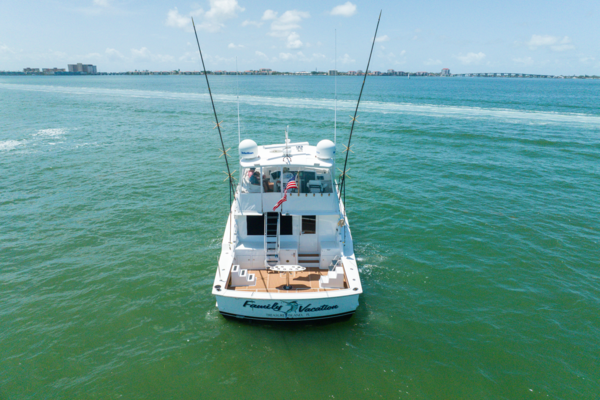Hatteras 54 CONVERTIBLE Yacht For Sale