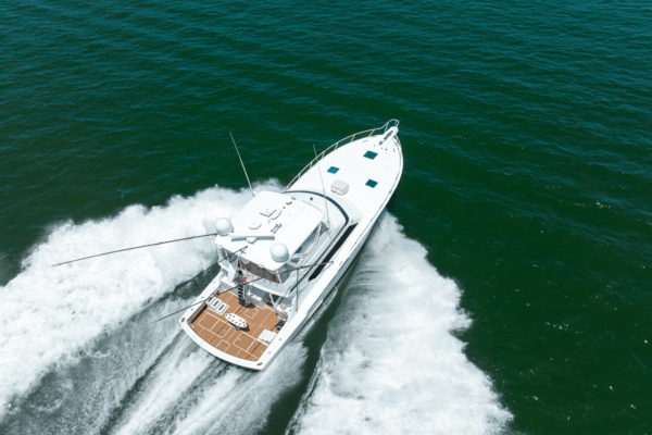 Hatteras 54 CONVERTIBLE Yacht For Sale