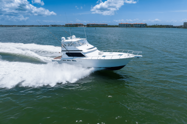 Hatteras 54 CONVERTIBLE Yacht For Sale