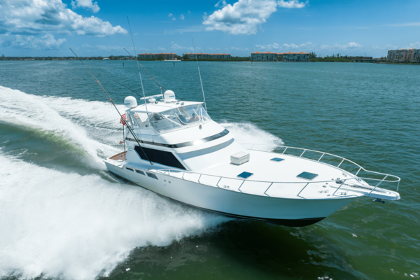 Hatteras 54 CONVERTIBLE Yacht For Sale