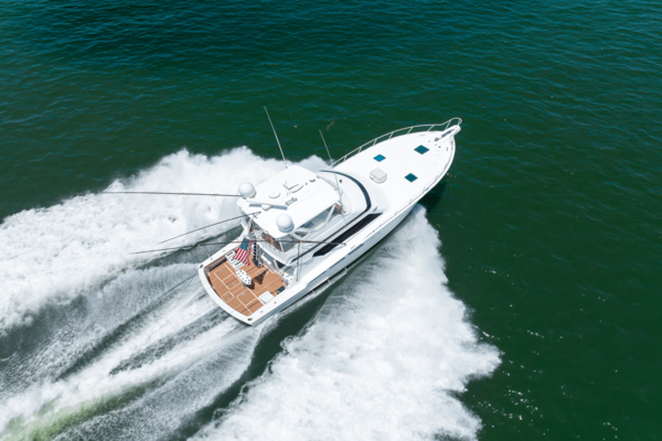 Hatteras 54 CONVERTIBLE Yacht For Sale